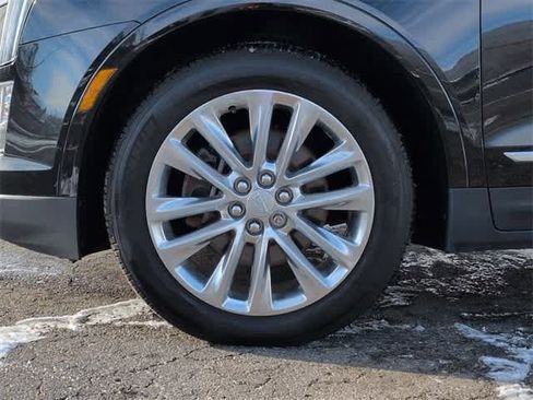 Used 2017 Cadillac XT5 Platinum image 14
