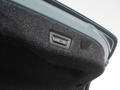 Certified 2025 BMW 540i xDrive image 18