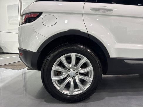 Used 2018 Land Rover Range Rover Evoque SE AWD/4WD image 85