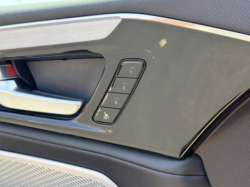 Used 2024 Acura MDX FWD w/ Technology Package image 40