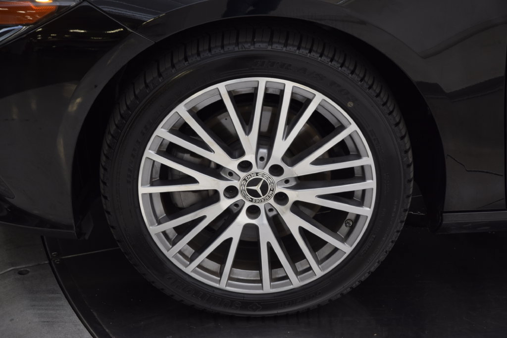 Used 2023 Mercedes-Benz CLA 250 image 12