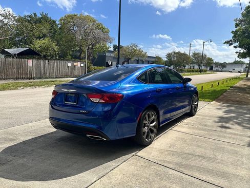 Used 2016 Chrysler 200 S w/ Navigation & Sound Group I image 7