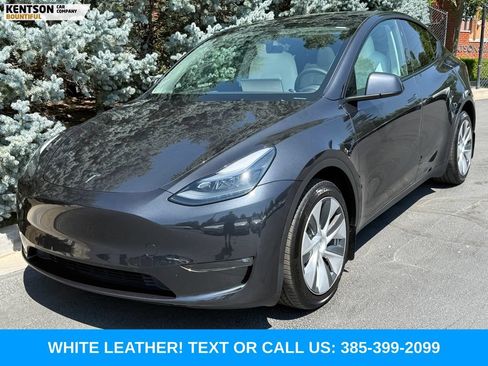 Used 2024 Tesla Model Y Long Range AWD/4WD image 3