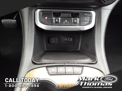 Used 2020 GMC Acadia SLE image 18