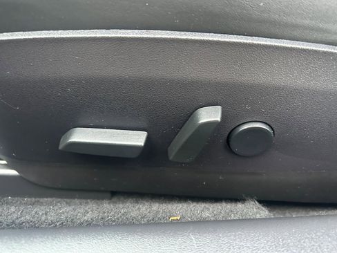 Used 2019 Tesla Model 3 Mid Range RWD image 11