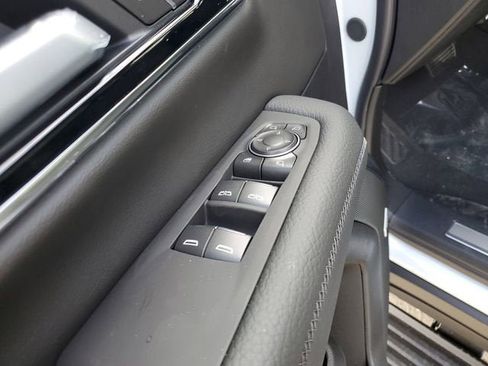 New 2026 GMC Yukon XL Denali w/ Sun & Power Step Package AWD/4WD image 18
