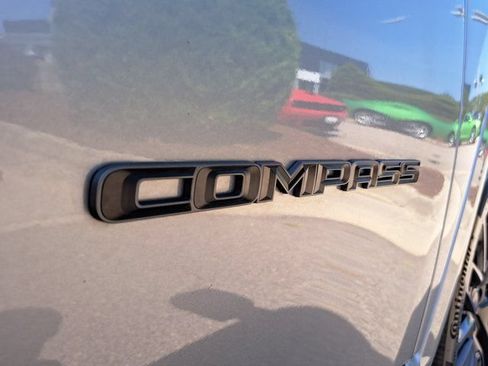 Used 2023 Jeep Compass High Altitude w/ Driver Assist Group I AWD/4WD image 32