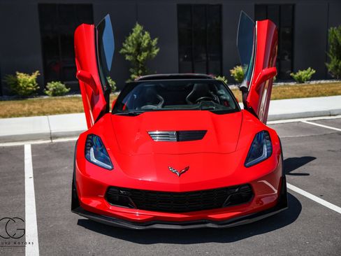 Used 2019 Chevrolet Corvette Z06 RWD image 19
