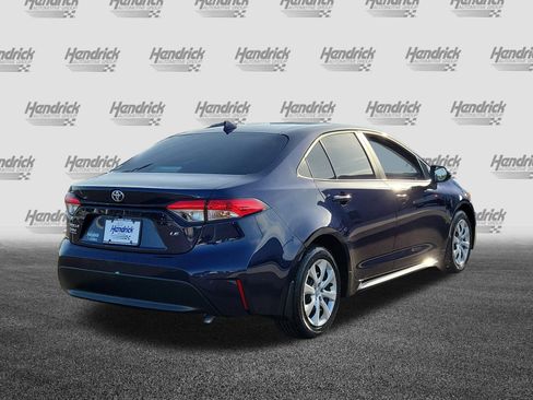 Used 2025 Toyota Corolla LE image 7