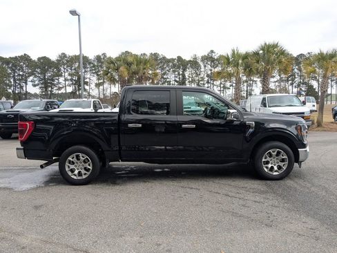 Used 2023 Ford F150 XLT image 3