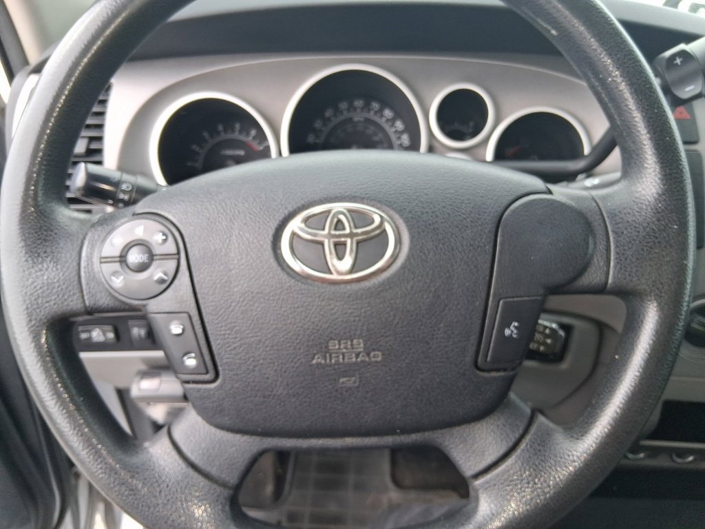 Used 2012 Toyota Tundra 4x4 CrewMax w/ Tow Pkg image 15