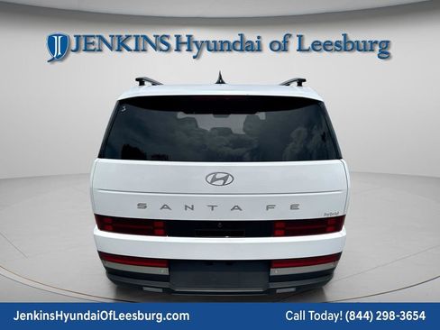 Used 2024 Hyundai Santa Fe Limited FWD image 6