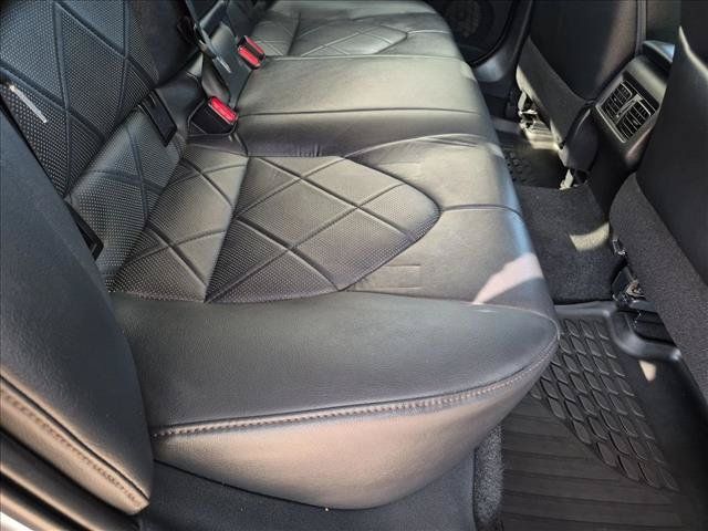 Used 2018 Toyota Camry XLE FWD image 19