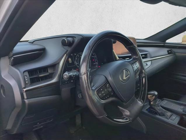 Used 2020 Lexus ES 350 w/ Premium Package FWD image 13