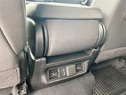 Certified 2025 Chevrolet Silverado 2500 LT w/ Convenience Package image 20