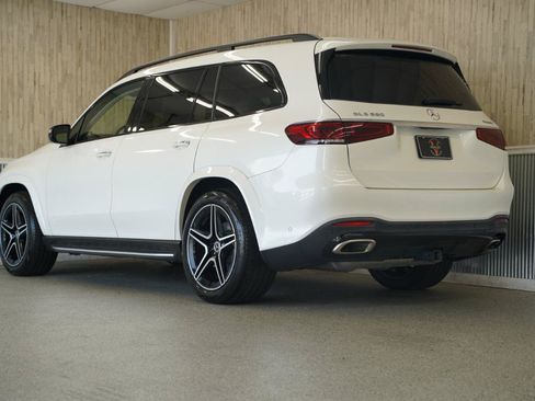 Used 2022 Mercedes-Benz GLS 580 4MATIC image 7