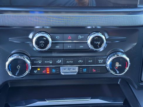 New 2026 Ford F250 Platinum w/ FX4 Off-Road Package image 32