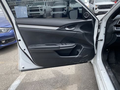 Used 2020 Honda Civic Sport image 12