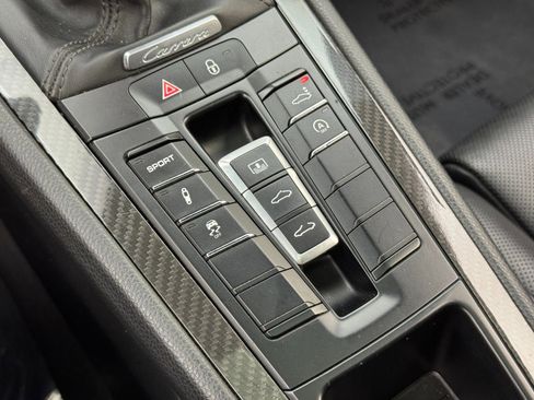 Used 2015 Porsche 911 Carrera 4S image 30