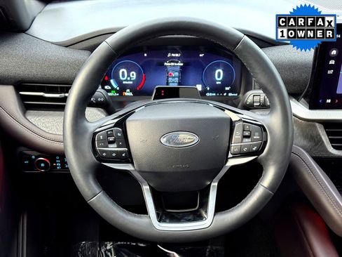 Used 2025 Ford Explorer Platinum w/ LUX Leather Package image 24
