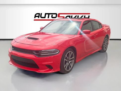 Used 2021 Dodge Charger R/T w/ Plus Group RWD image 3