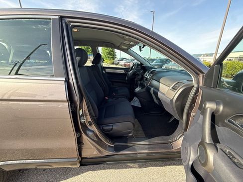Used 2011 Honda CR-V LX image 17