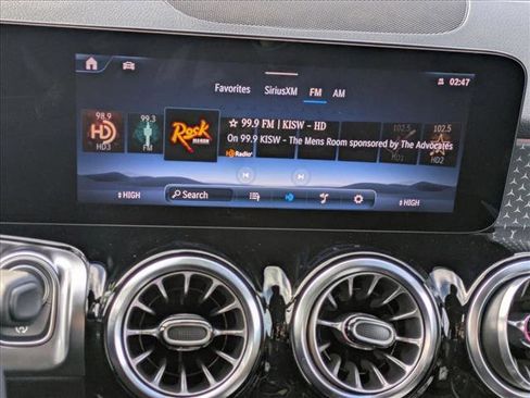 New 2026 Mercedes-Benz GLB 250 4MATIC image 16