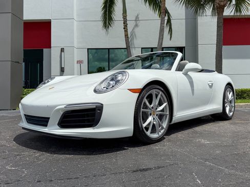 Used 2018 Porsche 911 Carrera image 6