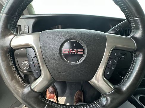 Used 2017 GMC Savana 2500 LT w/ LT Preferred Equipment Group image 14