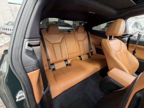 Used 2023 BMW 440i xDrive Coupe w/ Premium Package image 14