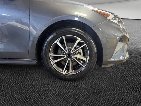 Certified 2024 Kia Forte LXS image 11