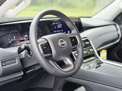 Certified 2026 Nissan Armada SV image 12