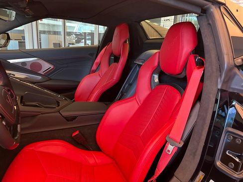 Used 2023 Chevrolet Corvette Z06 w/ Z07 Performance Package RWD image 13