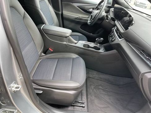 Certified 2026 Buick Envista Sport Touring w/ Convenience I Package FWD image 18