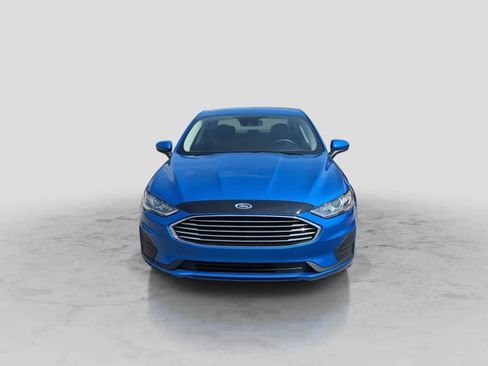 Used 2020 Ford Fusion SE FWD image 3