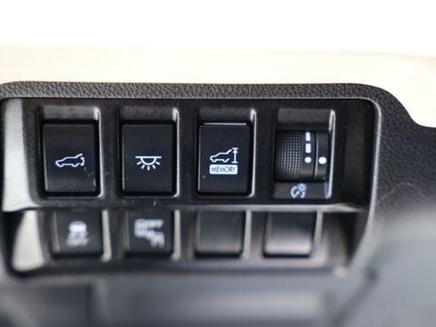 Certified 2022 Subaru Ascent Touring image 21