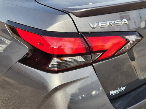 Used 2025 Nissan Versa SR w/ Trunk Package image 7