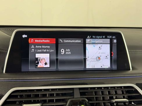 Used 2019 BMW 740i xDrive w/ Executive Package AWD/4WD image 27