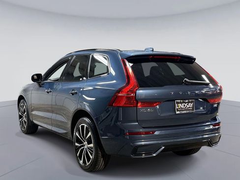 Used 2023 Volvo XC60 B5 Plus AWD/4WD image 12
