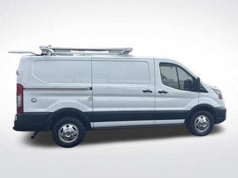 Used 2021 Ford Transit 250 Low Roof AWD image 8