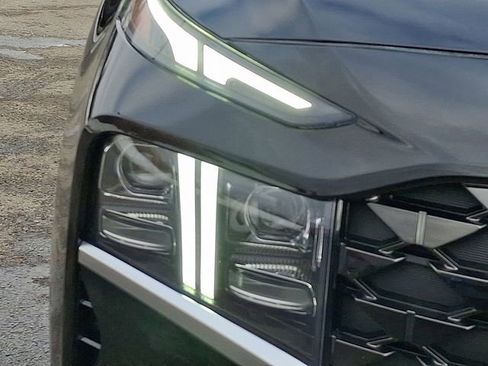 Used 2022 Hyundai Santa Fe Calligraphy w/ Winter Weather Package image 9