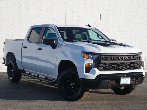 New 2025 Chevrolet Silverado 1500 Custom Trail Boss AWD/4WD image 3