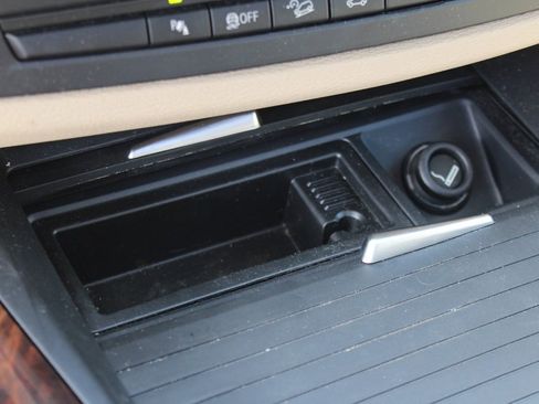 Used 2012 BMW X5 xDrive35d image 25