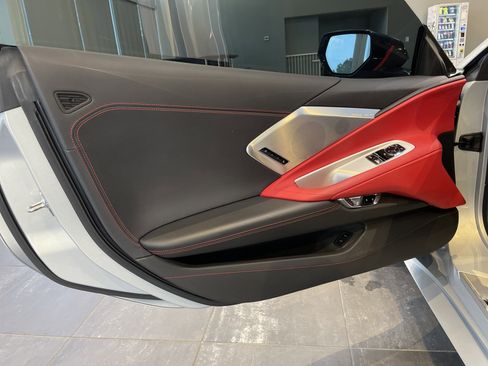Used 2022 Chevrolet Corvette Stingray Preferred Cpe w/ Z51 Performance Package RWD image 14