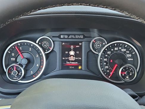 New 2026 RAM 3500 Big Horn AWD/4WD image 21