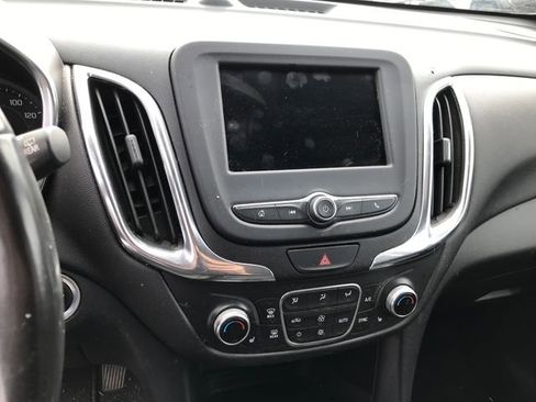 Used 2019 Chevrolet Equinox LT FWD image 9
