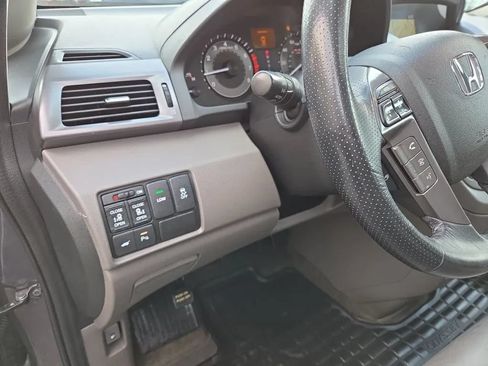Used 2014 Honda Odyssey Touring Elite image 13