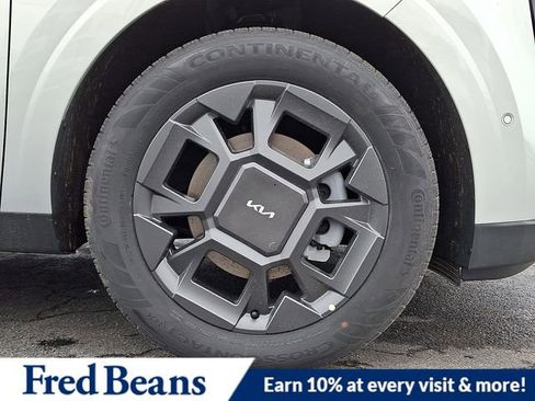 New 2026 Kia Carnival SX image 5