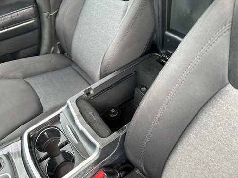 Used 2019 Chrysler 300 Touring w/ Sport Appearance Package image 29