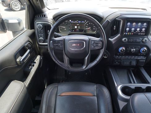 Used 2023 GMC Sierra 2500 AT4 w/ AT4 Premium Plus Package AWD/4WD image 9